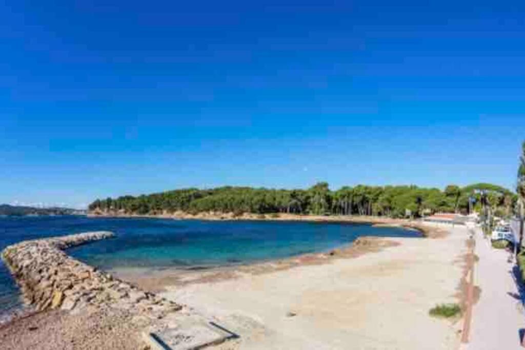 Apartamento Charmant Studio A Saint Mandrier Sur Mer Exterior foto